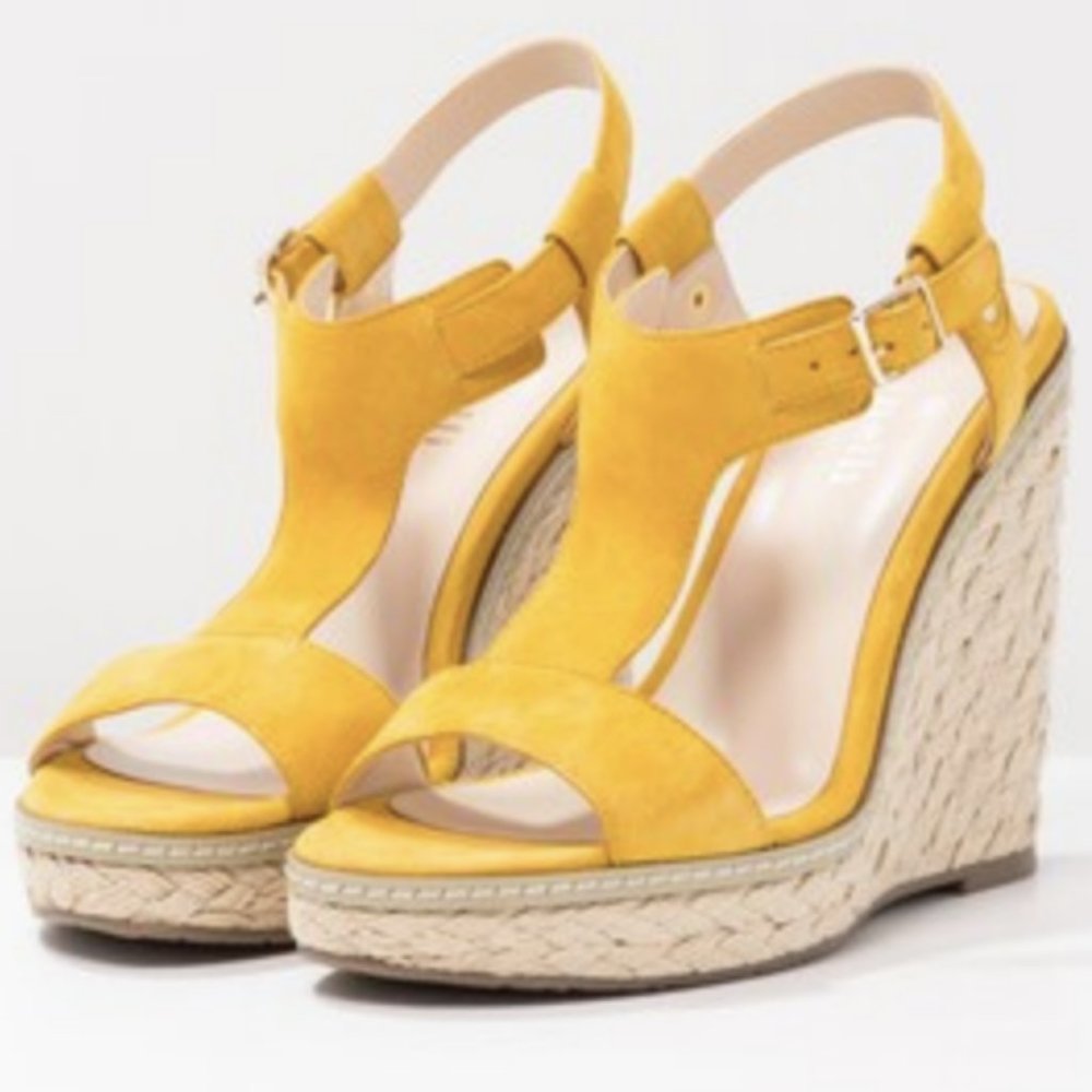 Minelli Yellow Espadrille Wedges